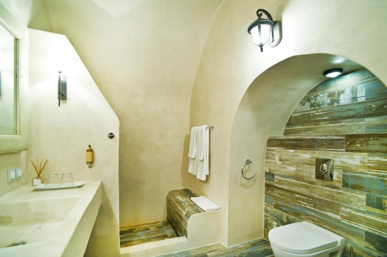 Antelmi Luxury Villa Fira  Bagian luar foto