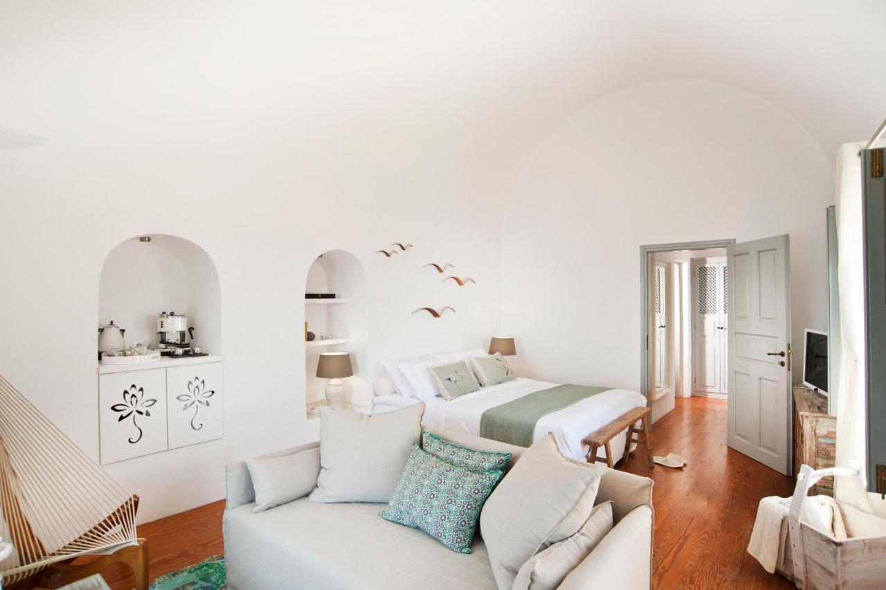 Antelmi Luxury Villa Fira  Bagian luar foto