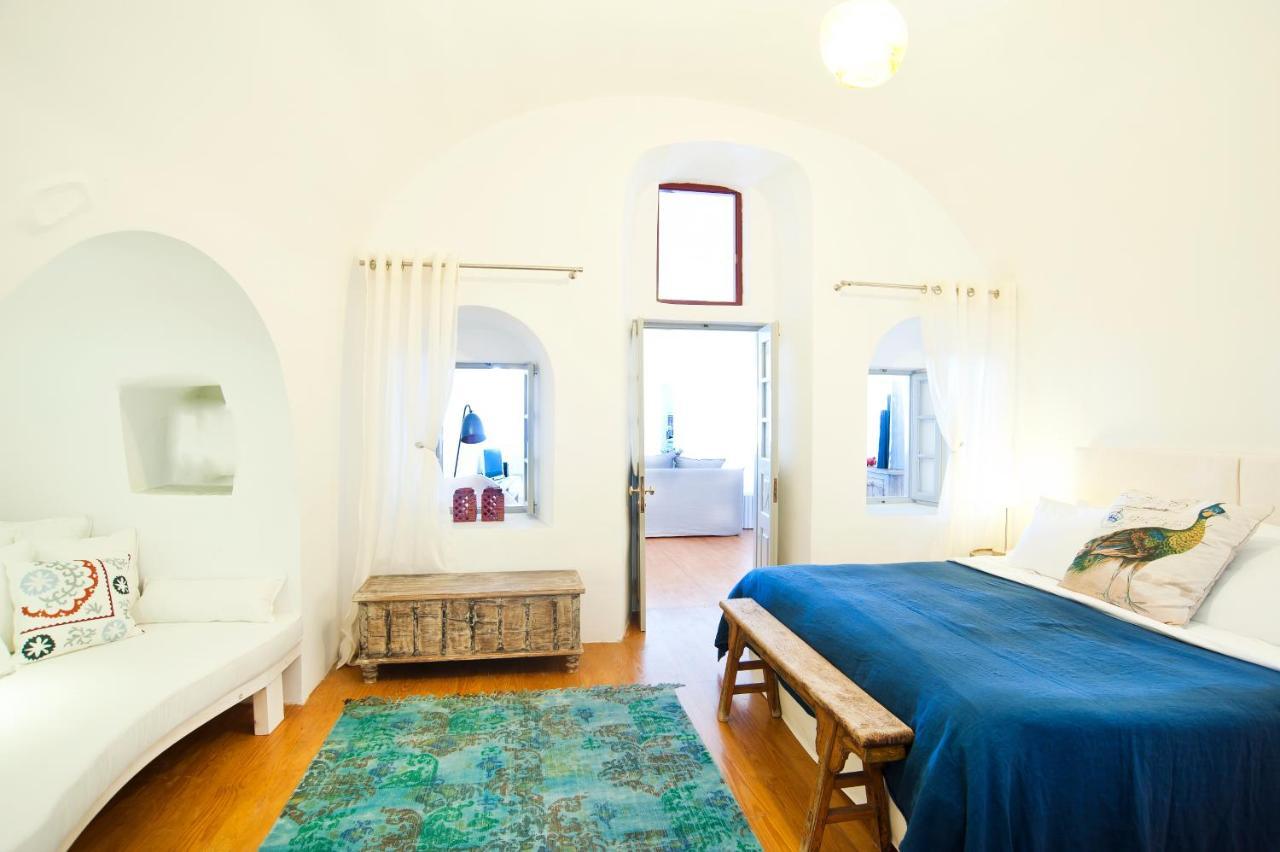 Antelmi Luxury Villa Fira  Bagian luar foto